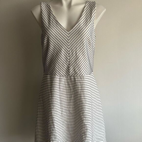 LOFT Striped Dress, Size 12 - Picture 2 of 10